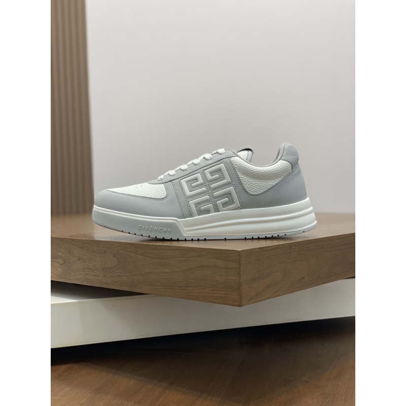 Givenchy Sneakers